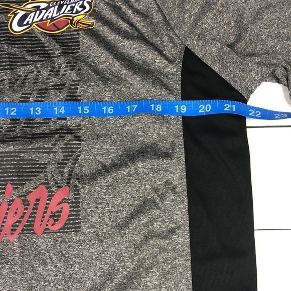 Cleveland Cavaliers Labron James #23 -Shirt Sz L - Picture 3 of 10